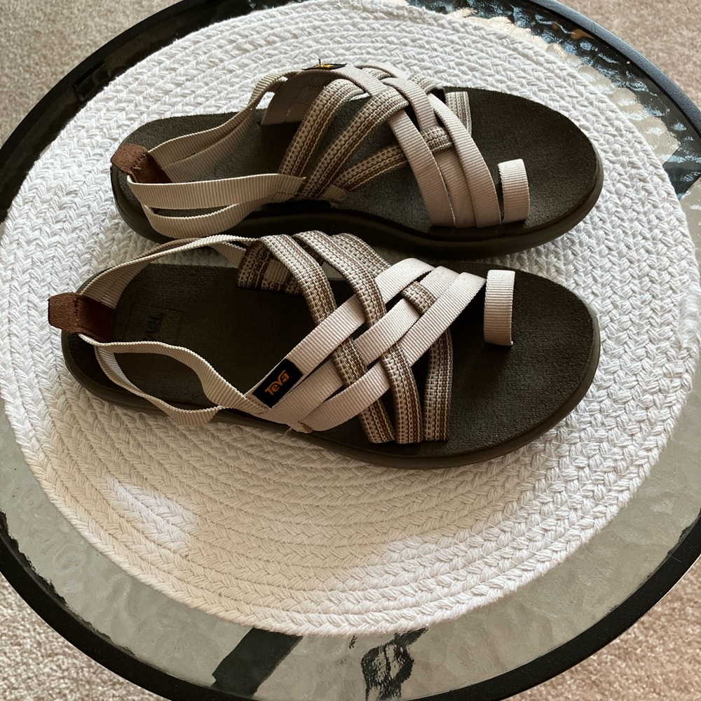 Women’s Teva sandals